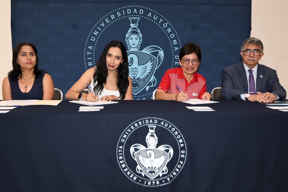 Encabeza la Rectora Lilia Cedillo firma de convenio con la SMADSOT del estado | Foto: BUAP.