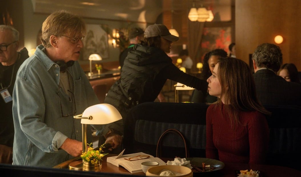 Aaron Sorkin, guionista de "La Red Social" en 2010, regresa como escritor y director para esta secuela espiritual, la cual se mantiene más como un reportaje que como una historia que intenta llegar a algún lado | Foto: Columbia Pictures