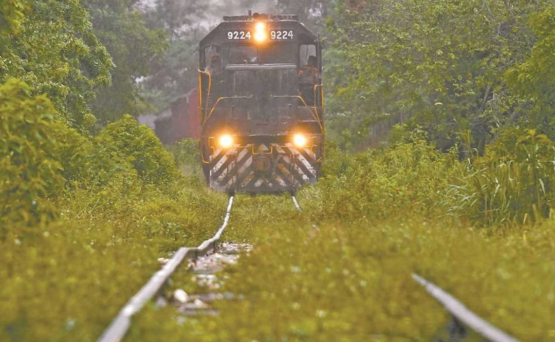 Desde 2017 se propuso una línea de tren que conectaría a la Ciudad de México, Puebla, Morelos, Tlaxcala, Estado de México y Veracruz | Foto: Archivo El Universal