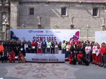 Reconoce Gobierno de la Ciudad a instituciones de emergencia en el marco del 40 aniversario del sismo de 1985