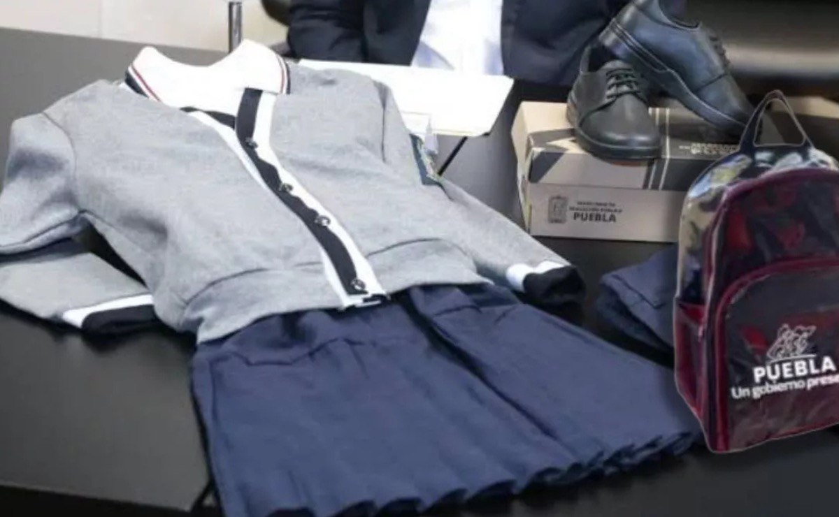 Estudiantes poblanos recibirán uniformes y zapatos nuevos I Foto: Redes Sociales