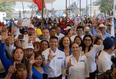 Lalo Rivera presenta propuesta de salud