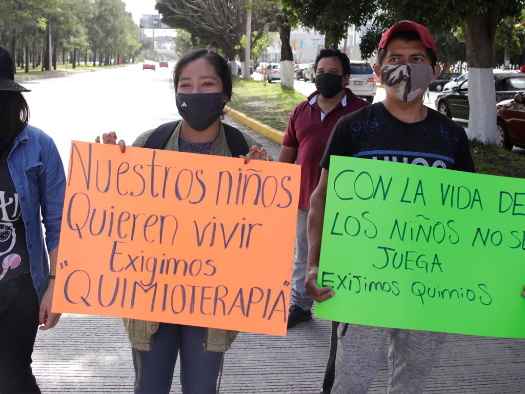 286 niños con cáncer sin medicamentos en Puebla