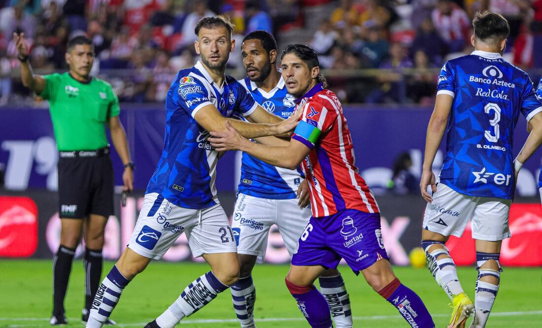 Ambos están decididos a luchar por conseguir un par de victorias en las dos jornadas restantes, buscando terminar la temporada con un rendimiento positivo que les dé confianza y orgullo.
Foto: Producción El Universal Puebla