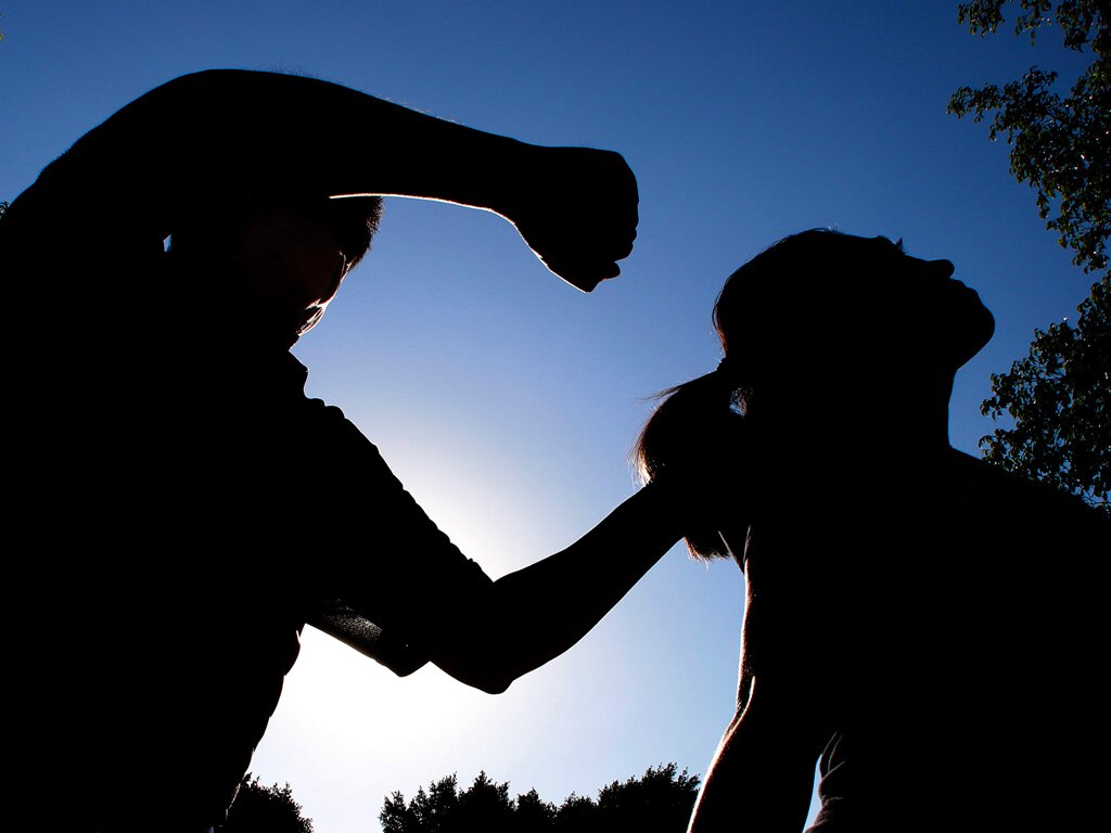 Disminuyen ligeramente casos de violencia familiar en Puebla