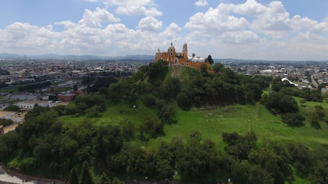 Así es la puerta de la Pirámide de Cholula donde se aparecían 4 leones de oro