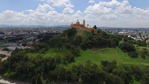 Así es la puerta de la Pirámide de Cholula donde se aparecían 4 leones de oro