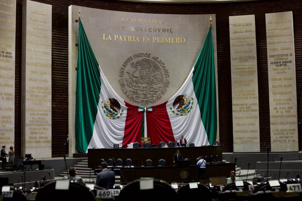 Morena en Puebla lleva la delantera también en el Congreso de la Unión| Foto: EsImagen