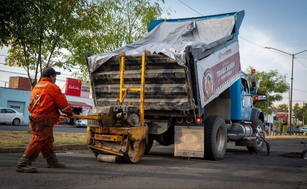 Supervisa Pepe Chedraui Campaña de Bacheo en la capital