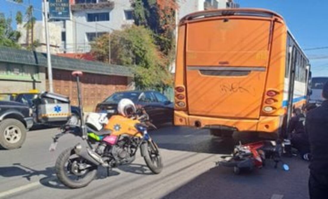 Un aparatoso choque dejó 10 lesionados en la ciudad de Puebla | Foto: PC Municipal Puebla