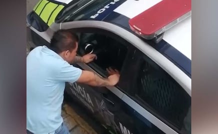 Graban a agente de Tránsito recibiendo ‘mordida’ en Puebla