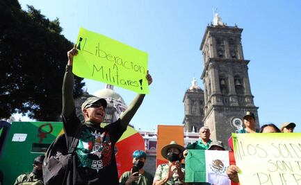 Familiares de militares protestan en Puebla por caso de Tamaulipas