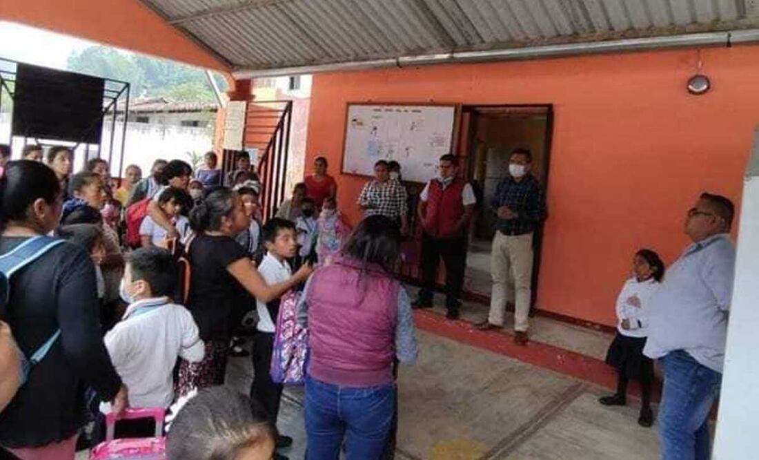 Emiliano Vázquez Bonilla habría dañado dos salones de la primaria Juan N. Méndez | Foto: especial