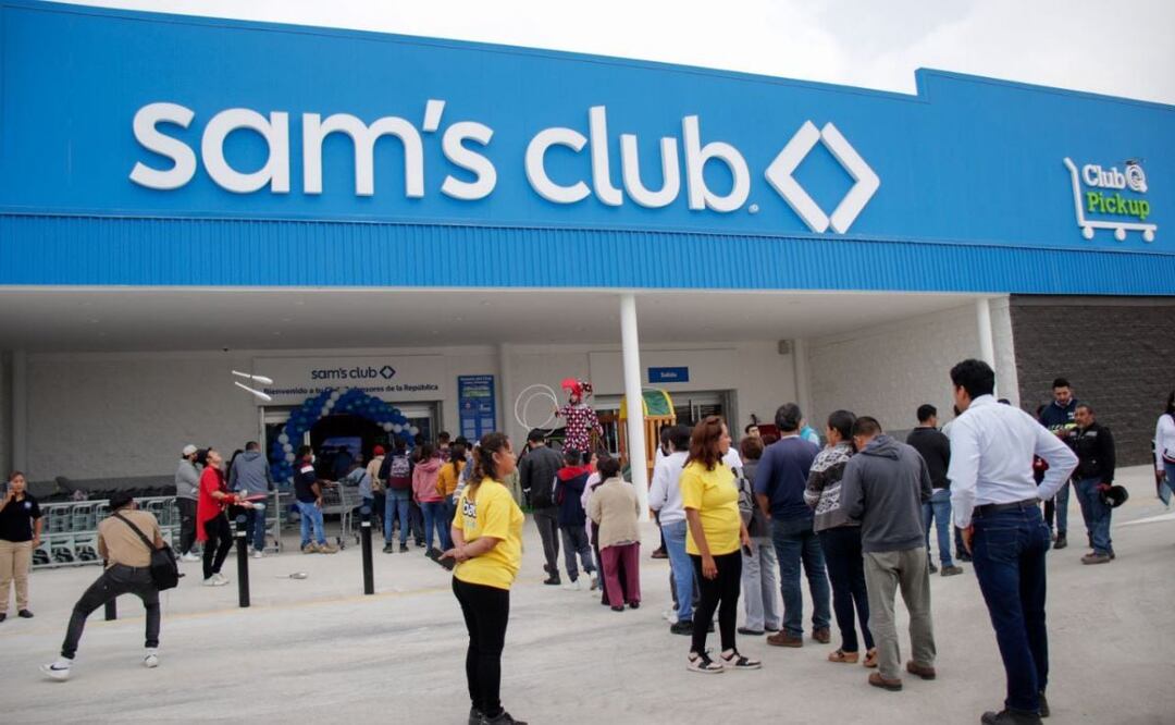 Este jueves 1 de junio se inauguró la tienda más grande de Sam's en México | Foto: Agencia Es Imagen para El Universal Puebla