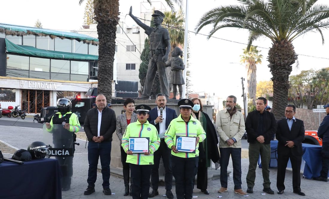 Adán Domínguez entregó equipamiento a la SSC | Foto: Ayuntamiento de Puebla