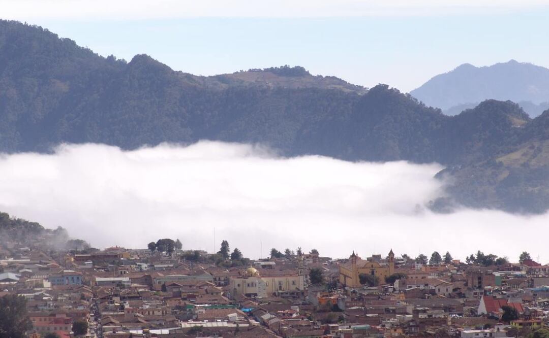 Los municipios poblanos con niebla están ubicados en la Sierra Norte, Sierra Negra y cerca del Popocatépetl | Foto: Facebook Puebla Travel