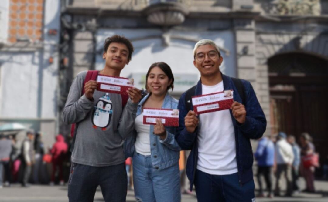 El Banco del Bienestar reanudará la entrega de tarjetas | Foto: EsImagen / Archivo El Universal