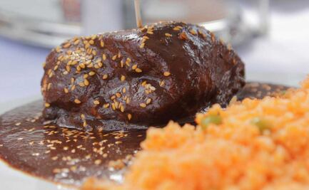 Anuncian Comida Tradicional del Mole Poblano en hermosa hacienda de Texmelucan