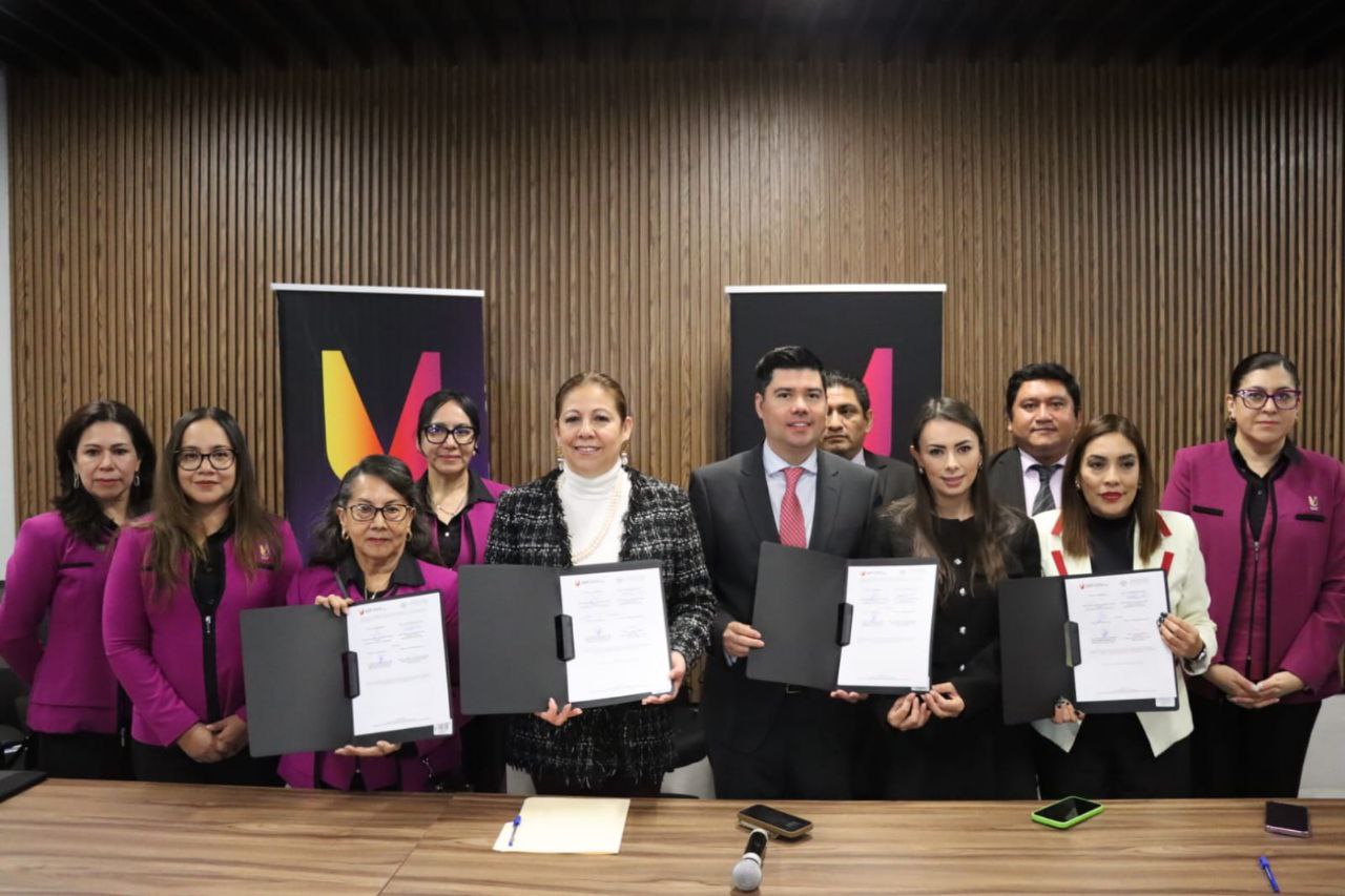 Signan convenio de colaboración y prestación de servicios UVP y Congreso del Estado