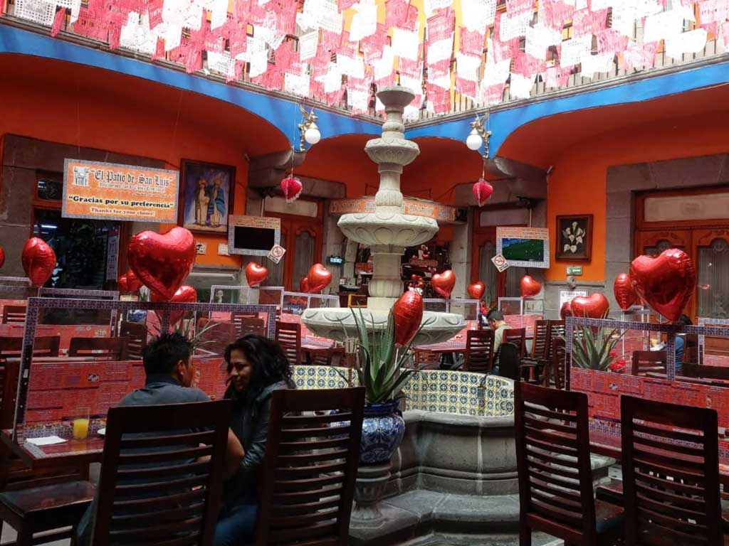 Canirac Puebla llama a restauranteros a reducir aforo al 70%