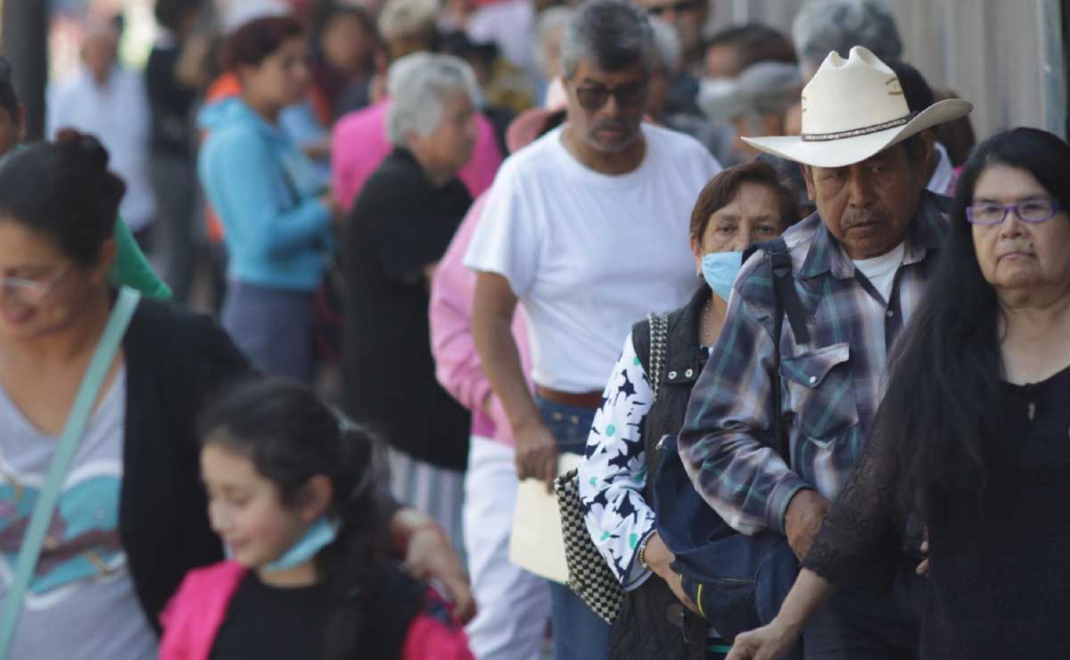 El incremento acelerado de la población de adultos mayores ya generó una crisis en varios estados de la República Mexicana | Foto: Agencia Es Imagen para El Universal Puebla