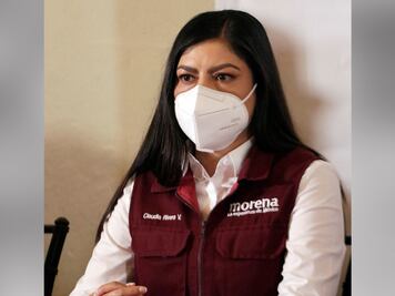 "Si pierdes, pélate", así han amenazado a Claudia Rivera