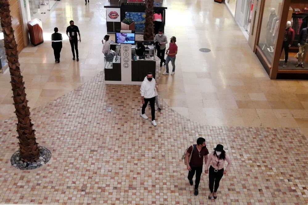 La tiendas de ropa Zara y Bershka cerrarán sus puertas | EsImagen