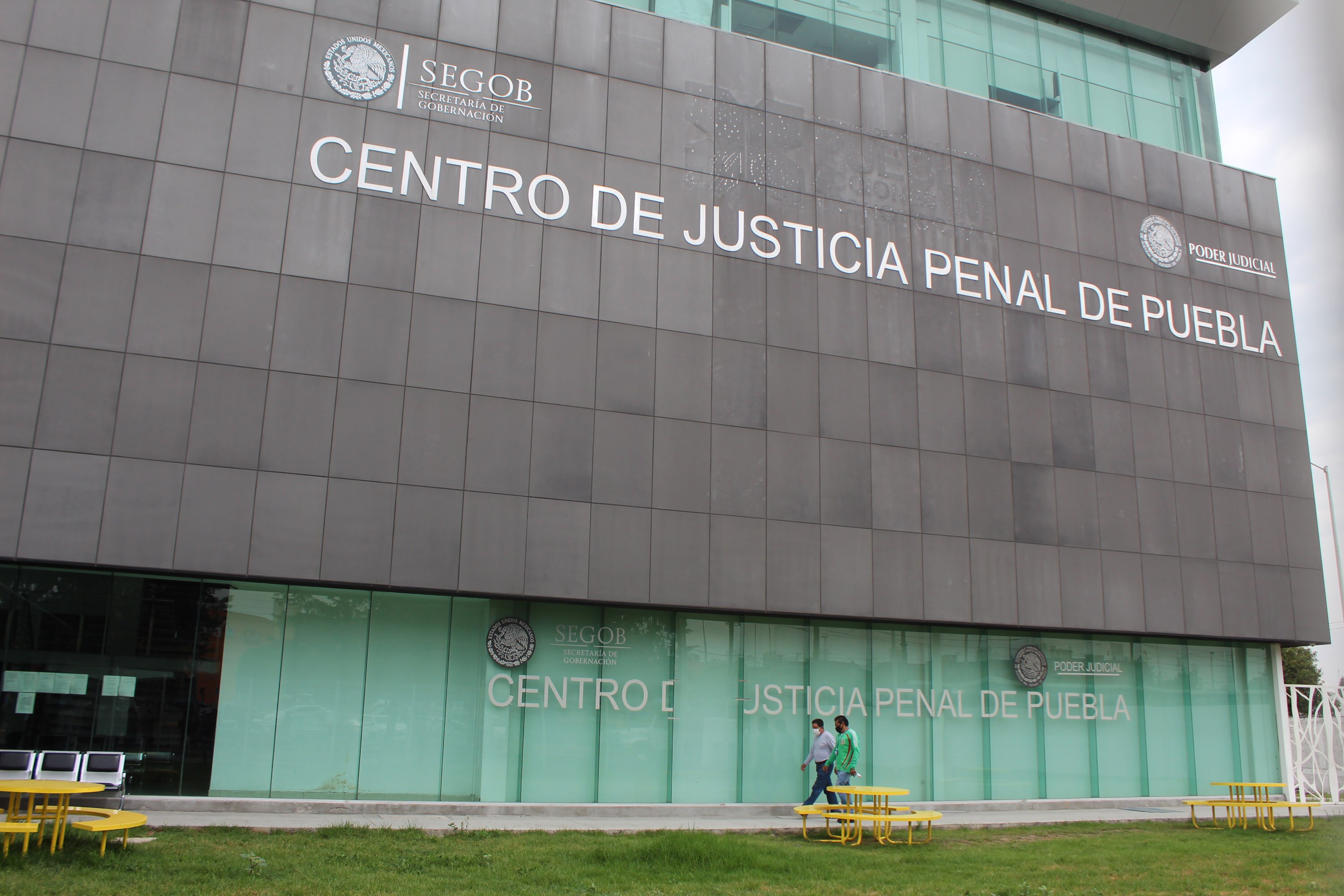 Vinculan a proceso a quince de los 18 detenidos por la fuga de “El Pirulí”