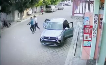 VIDEO Comando armado asalta negocios en Santa Isabel Cholula