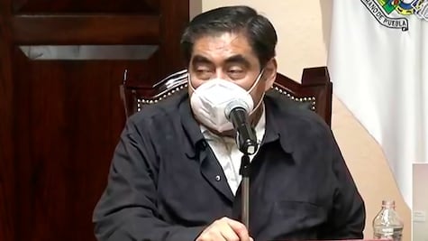 Barbosa pide a feministas no "aprovechar" el 8 de marzo sólo para faltar a sus labores