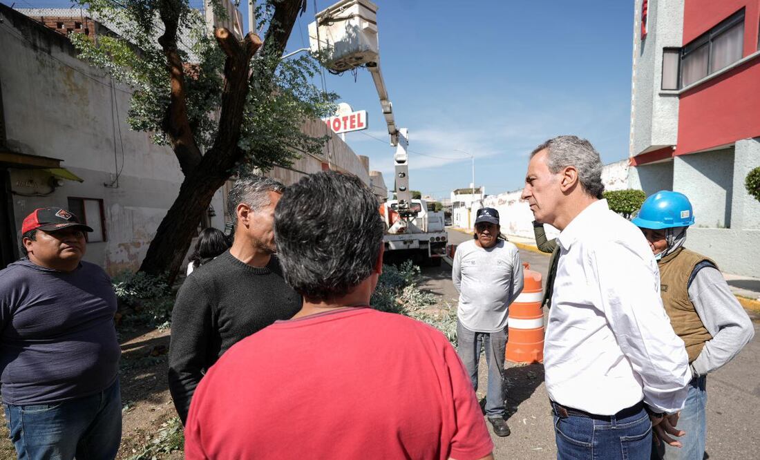 Pepe Chedraui acudió a la colonia Resurgimiento | Foto: Especial