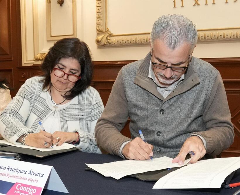 Francisco Álvarez acudió al Palacio Municipal | Foto: Especial