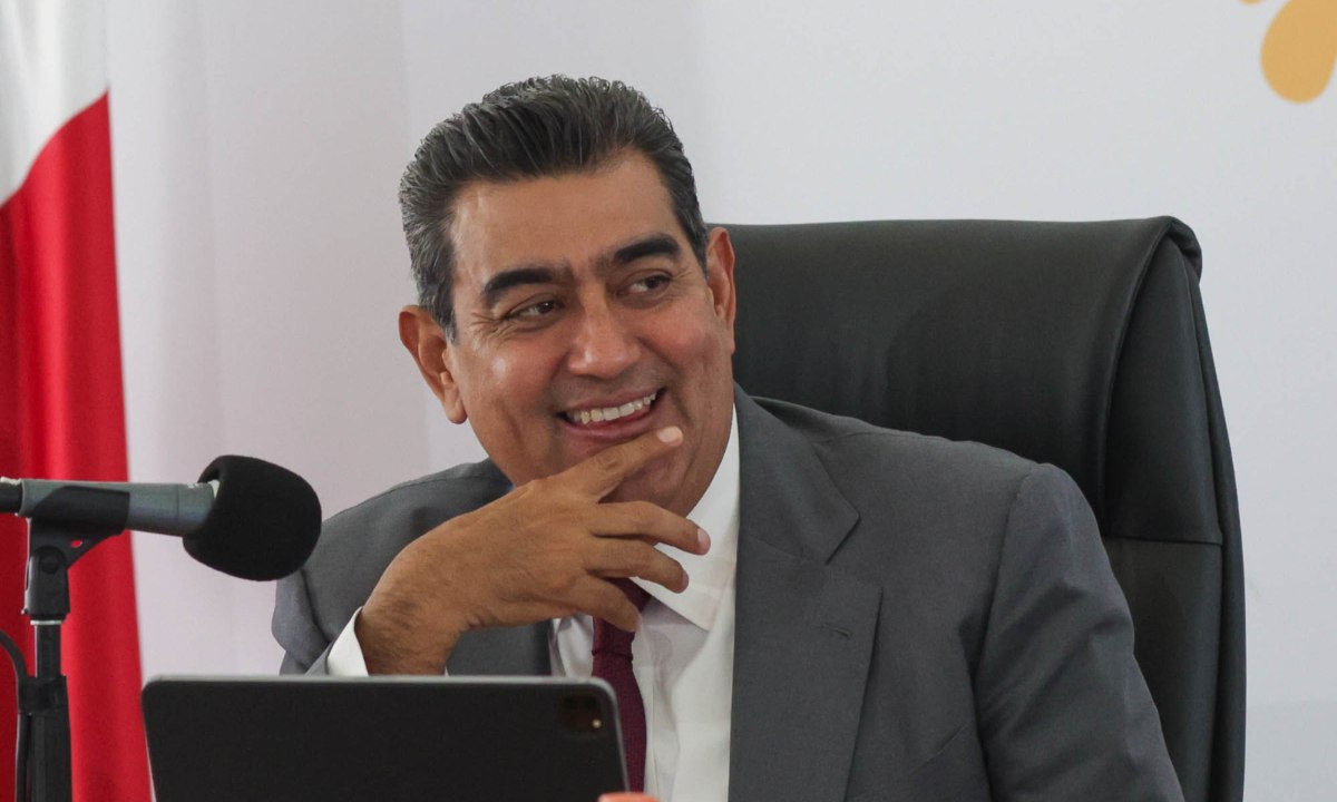 Sergio Salomón deja Puebla, se va al INM