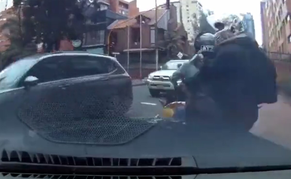 VIDEO. Ladrones asaltan a conductor y él los arrolla con su BMW; “fue legítima defensa”, dice