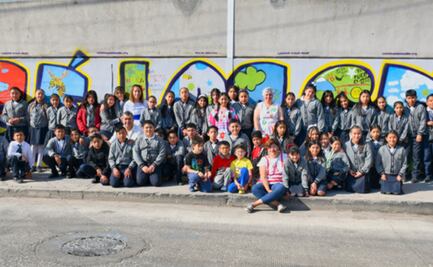 Impulsa la BUAP identidad cultural y lenguas maternas en escolares, a través del arte muralista