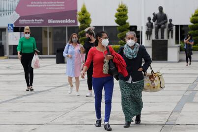 Modelo educativo híbrido 2021. Inicia capacitación de maestros poblanos