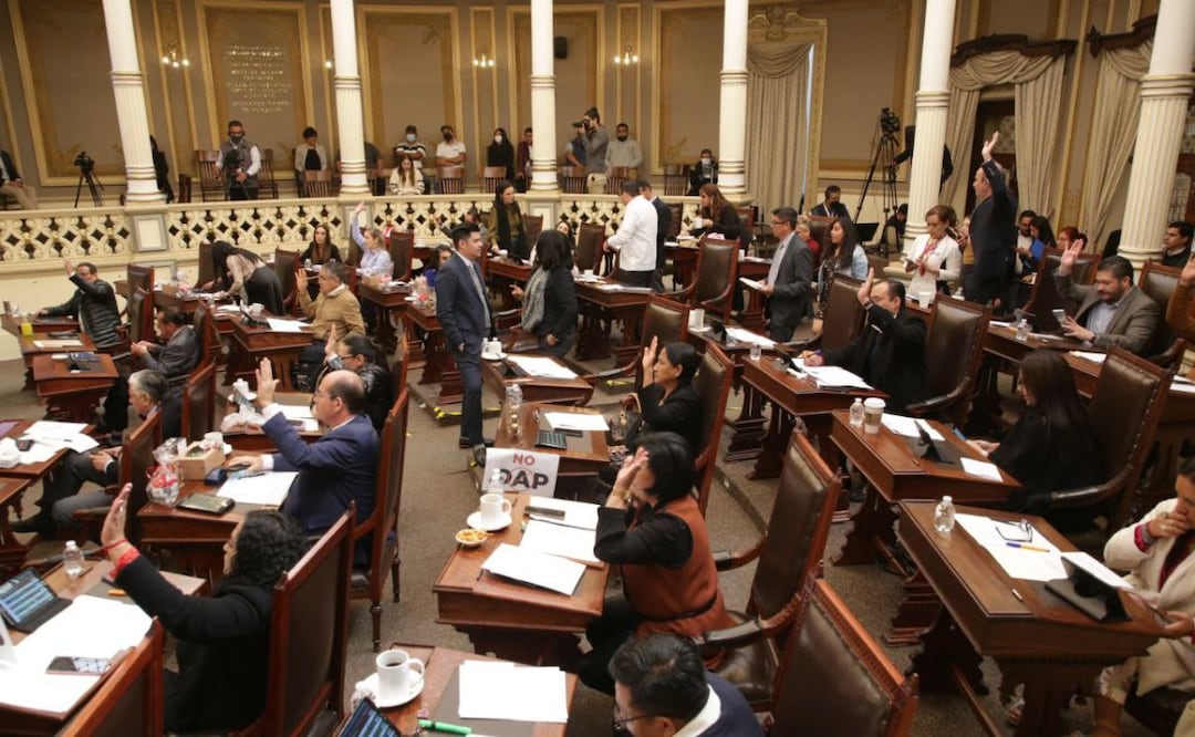 Los diputados locales son quienes más ocultan su declaración patrimonial. | Foto: Agencia Es Imagen para El Universal Puebla