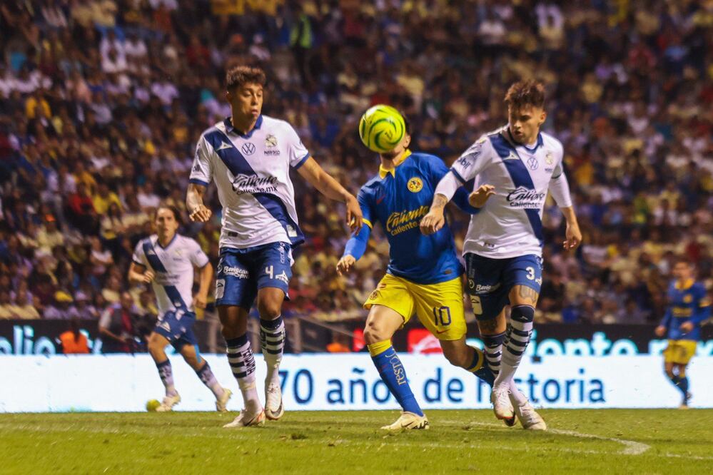 Con el franjabono puedes acudir a todos los partidos del Club Puebla en el torneo Apertura 2024 | Foto: EsImagen