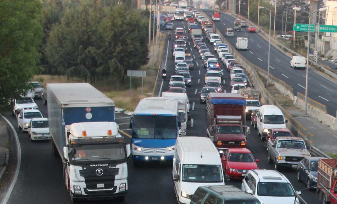 La autopista México-Puebla tendrá un cierre a partir de este lunes 3 de abril hasta nuevo aviso | Foto: agencia Es Imagen para El Universal Puebla
