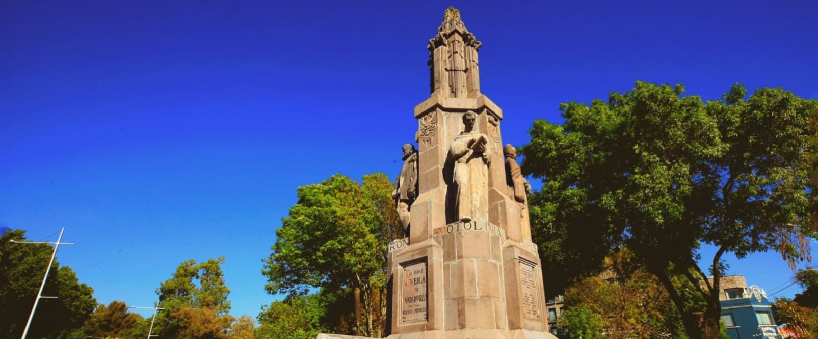 El Monumento a los Fundadores de Puebla se encuentra en el Bulevar Héroes del 5 de Mayo | Foto: Ayuntamiento de Puebla