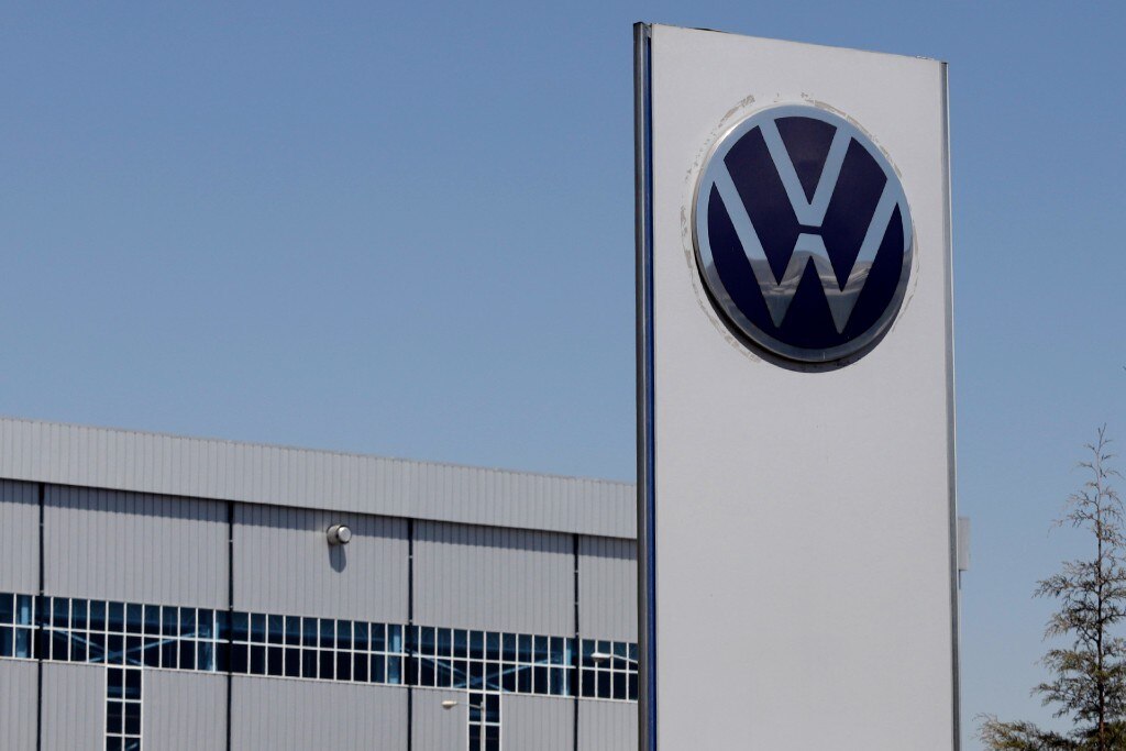 Producción de automóviles crece 38%; falta de chips afecta a VW en Puebla