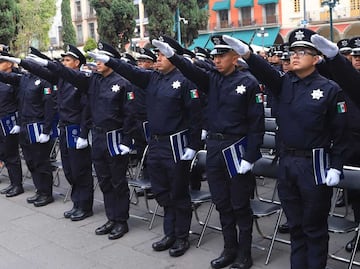 ¿Los policías pueden tener tatuajes?