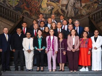 Armenta asiste a reunión de Claudia Sheinbaum con gobernadores en materia de salud