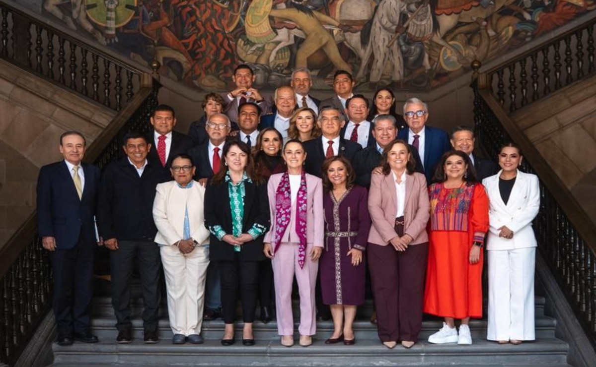 Armenta asiste a reunión de Claudia Sheinbaum con gobernadores en materia de salud