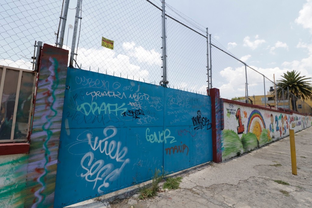 VANDALIZAN ESCUELAS