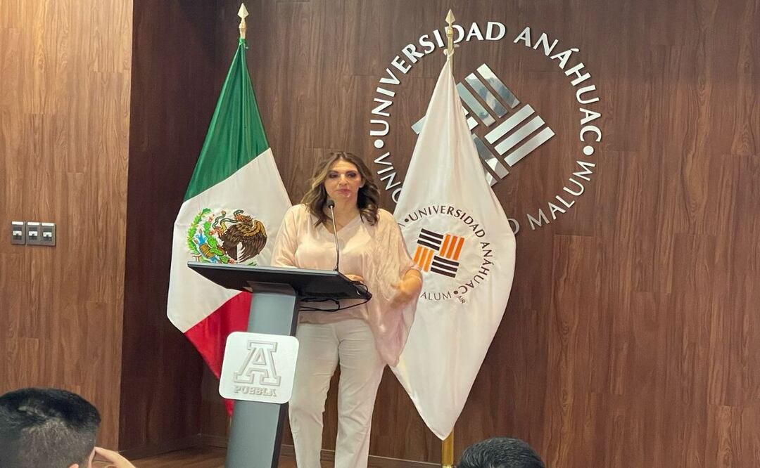 La diputada federal Maiella Gómez visitó la Universidad Anáhuac | Foto Especial