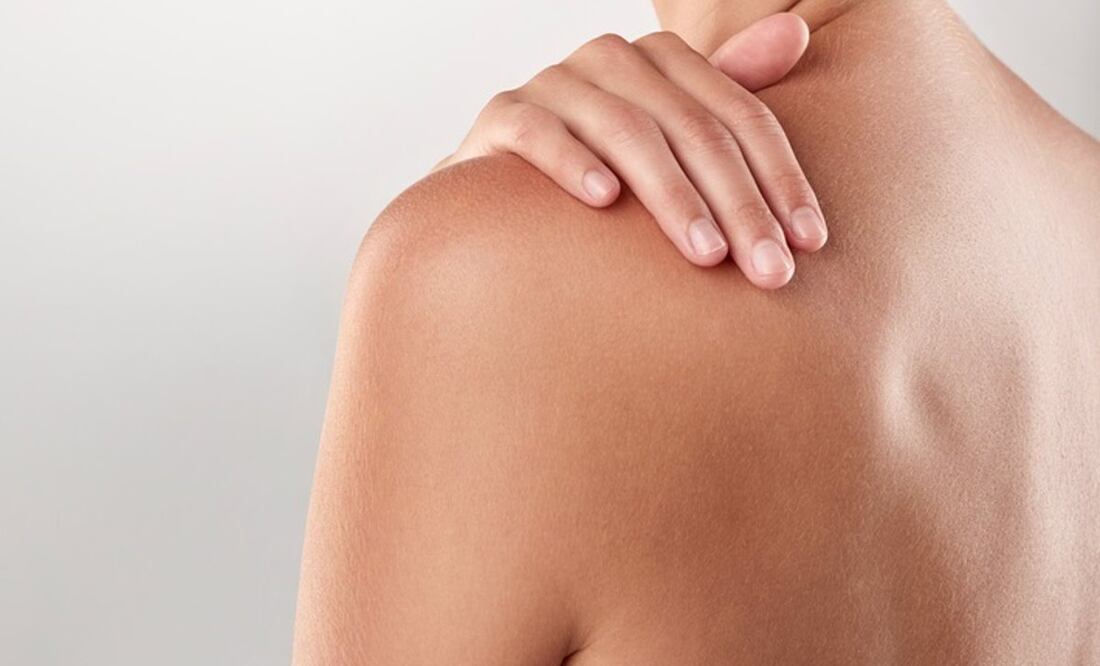 La piel pierde parte de su elasticidad, se vuelve más seca debido al deterioro de la función de barrera y a una menor producción de aceites esenciales como el sebo.
Foto: Producción El Universal Puebla