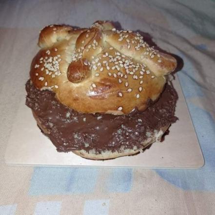 Hojaldras, el pan de muerto ahora con relleno dulce o salado