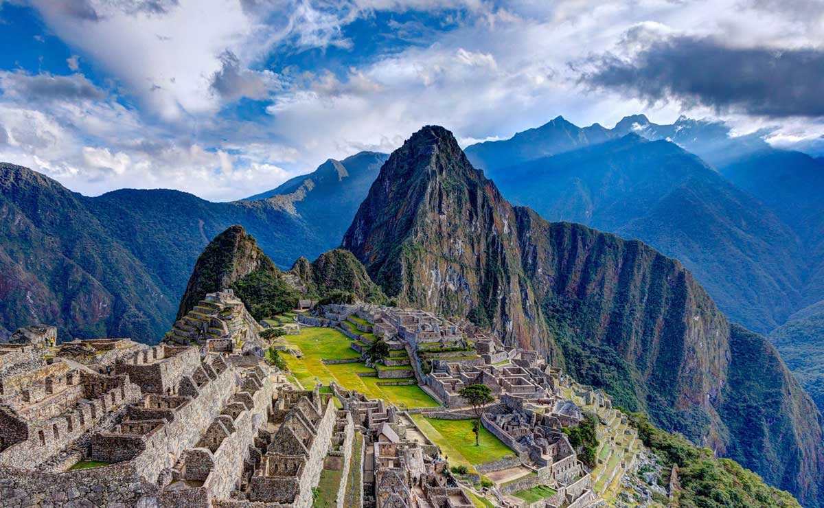 El poblado andino de Machu Picchu es uno de los lugares que más identifican los poblanos sobre Perú | Foto: vivaperutours.com