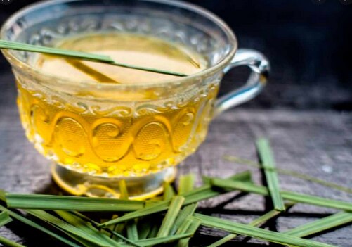Además contiene mentol que es un elemento que se encuentra en algunas plantas, como la menta, que puede afectar los nervios que causan dolor y reducir la sensibilidad a niveles muy bajos. 

Fotos: Producción El Universal